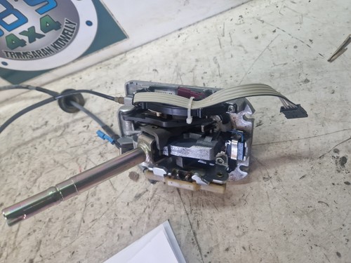 RANGE ROVER L322 AUTO GEAR SELECTOR AND CABLES UCB500130 - Picture 5 of 11
