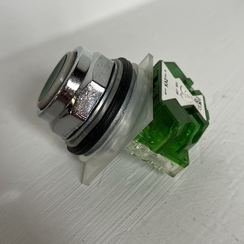 Schneider Electric 9001KR2GH5 Green Spring Return Push Button w 9001KA2 Square D - Picture 3 of 5