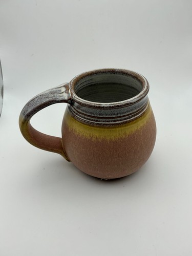 Clinton Pottery Coffee Mug Yellow/Peach Tones 12-14 Oz Signed - Picture 1 of 7