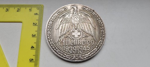Medalla de escritorio de mesa militar alemana coronel Claus von Stauffenberg Segunda Guerra Mundial - Imagen 3 de 3
