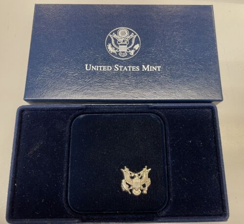 2002-W U.S. Military Academy Bicentennial Silver Dollar PROOF w/ CASE + COA - Picture 3 of 3