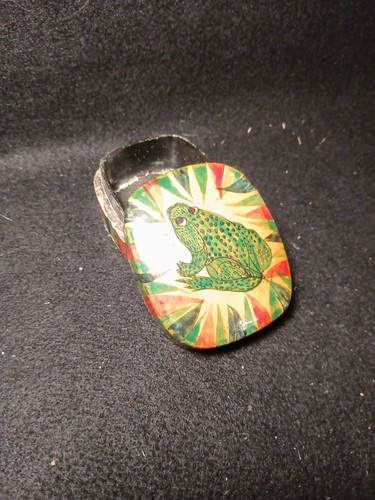 Paper Mache Frog Box - Picture 2 of 5
