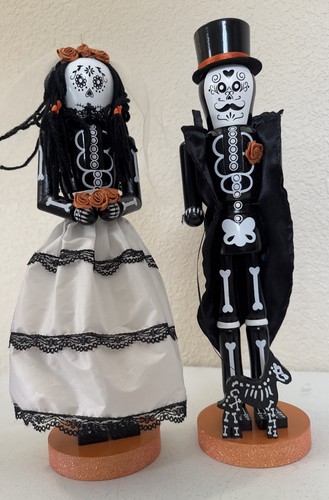 Pareja Cascanueces y Niña Mr Muerte Boy quizás Pier 1 Día de Muertos - Imagen 1 de 24