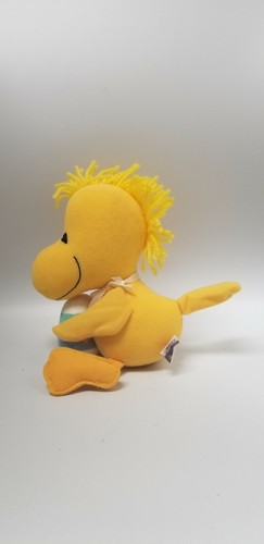 Woodstock 50th Anniversary PLUSH Easter Egg Prestige yellow easter egg gift toy - Picture 10 of 12