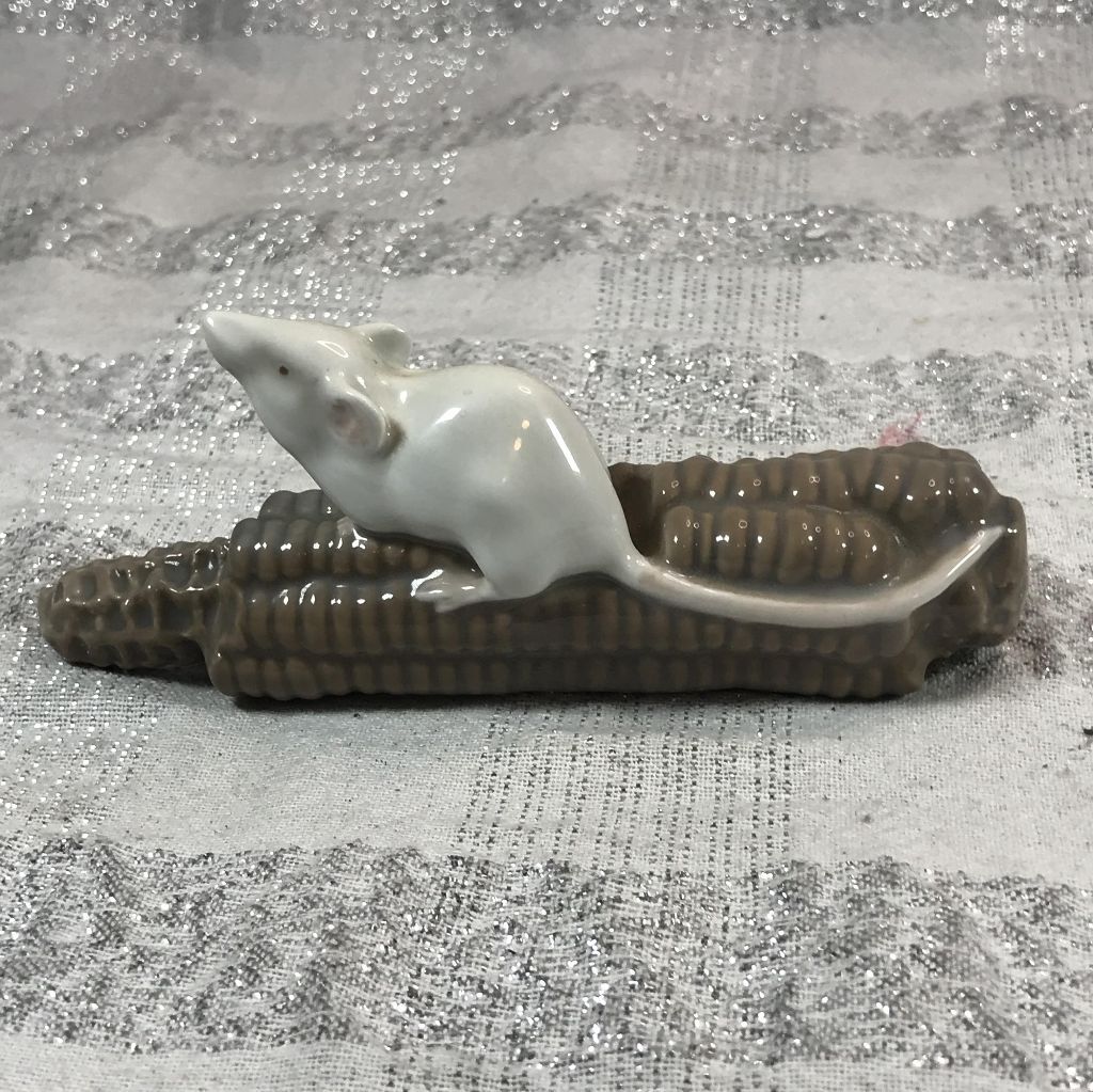 Royal Copenhagen Mouse On Corn Cob Figurine #512 | eBay Royal Copenhagen Mouse On Corn Cob Figurine #512 | eBay