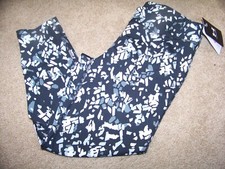 NWT Under Armour Athletic Motion Printed Ankle Crop Legging Girl's YLG Large Blk