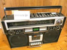 Victor RC-838 Victor Large boom box Junk with scratches Maintenance required.  			