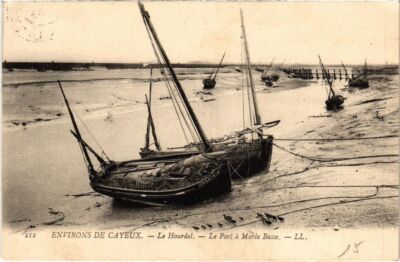 CPA CAYEUX-sur-MER ca. - Le Hourdel - Le Port a Maree Basse (1292435)