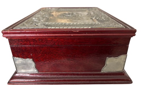 WOOD BOX WITH FLORAL STAMPED METAL LID & CORNERS, HINGED, VARNISHED, 9Wx3Hx7D - Picture 3 of 7