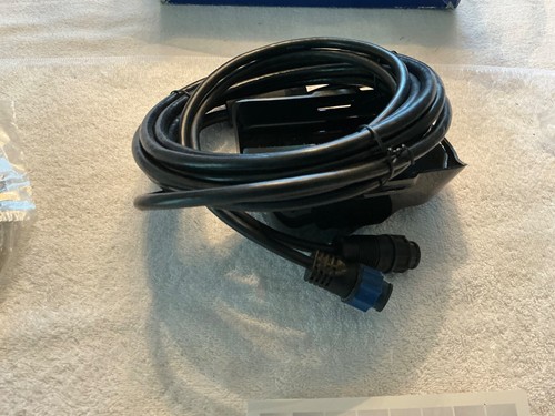 NEW In. Box Lowrance Spotlight Scan Surround Scan Sonar 000-11303-001 - Picture 10 of 19