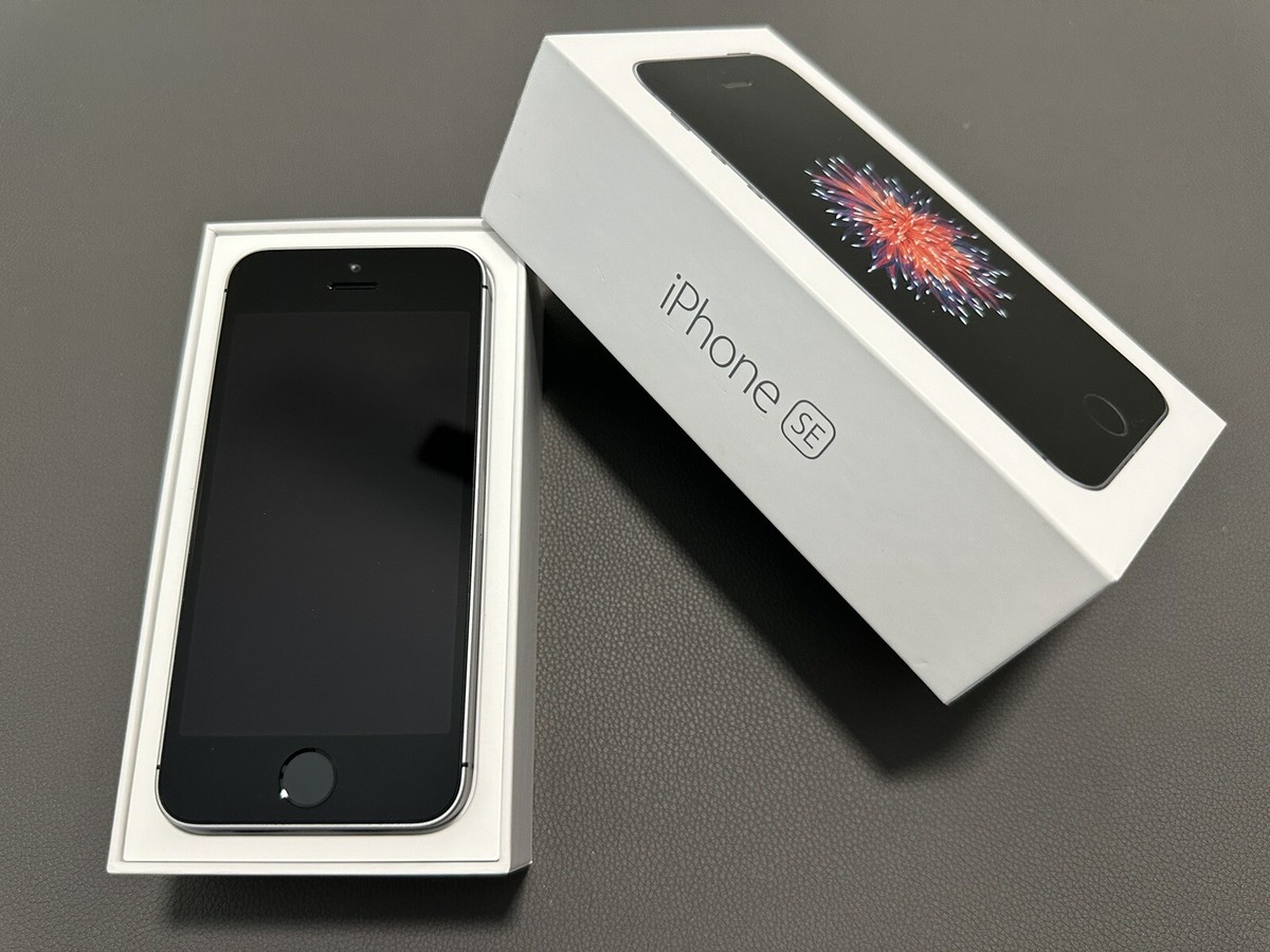 Apple iPhones Collection (12 Items)