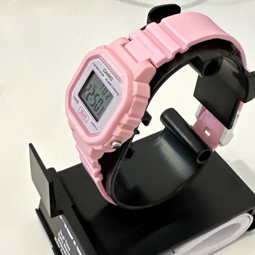 Casio Women's Quartz Illuminator Alarm Chronograph 30mm Digital Watch LA20WH-4A1 - Picture 13 of 21