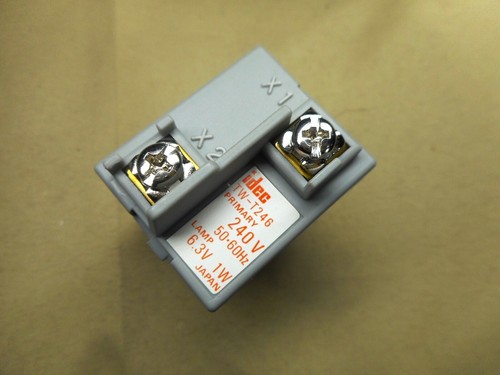 IDEC TW-T246 pilot light transformer (NOS) - Picture 2 of 2