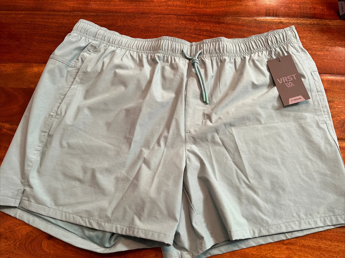Men's shorts hotsell with mesh liner