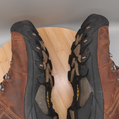 Keen Dry Model 1002435 Mens 9.5 Waterproof Pyrenees Style Brown Hiking Boots - Picture 7 of 12