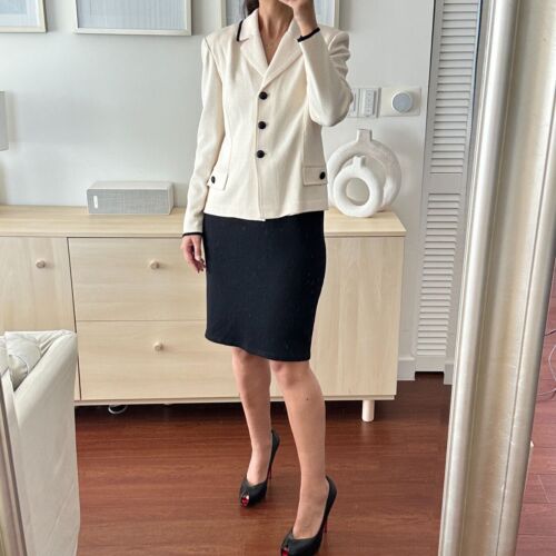 St. John Collection Suit Womens 6 8 Santana Knit Jacket Skirt Blazer Set NWT - Picture 3 of 11