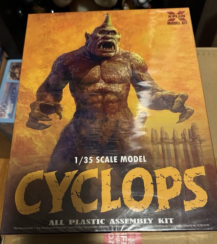 X-Plus 1/8 Cyclops w/Caged Sailor & Base Plastic Model Kit - Picture 2 of 4