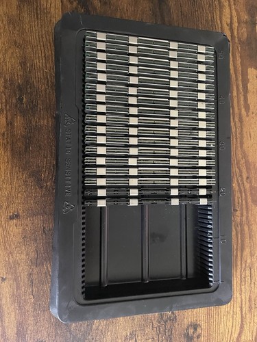 Lot Of 17 Samsung 4gb M395T5160cz4-CE65 0744 Server Ram Memory - Picture 1 of 6