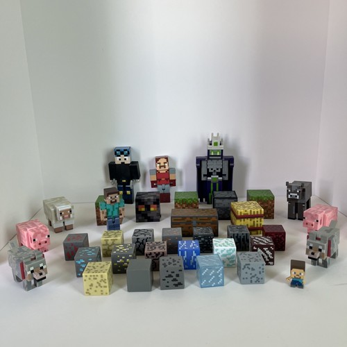 Minecraft Konvolut 36 Figuren, Tiere, Blöcke, Waffen, Truhe Mojang Jazwares