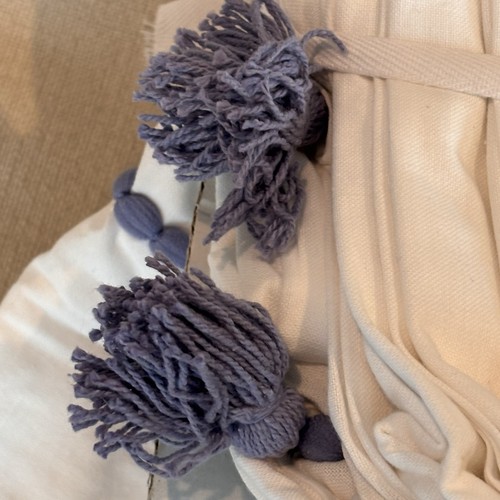 POTTERY BARN TEEN CHAMBRAY TASSEL TWIN BETTBEZUG WEISS Periwinkle NEU Ausverkauft - Bild 8 von 12