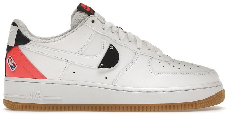 Preços baixos em Nike NBA x Air Force 1 '07 LV8 White Bright