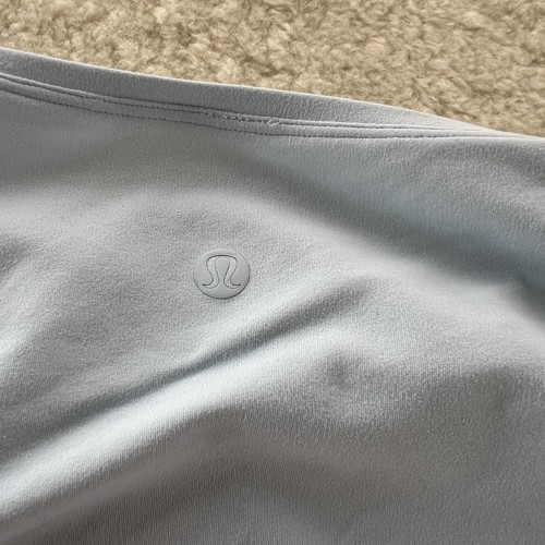 Lululemon Women’s Size XL Relaxed Long-Sleeve Shirt Blue - Picture 8 of 9