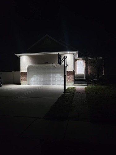 Dusk to Dawn PAR38 LED Flood Light Bulbs with Auto On/Off Light Sensor for Po... - Picture 6 of 6