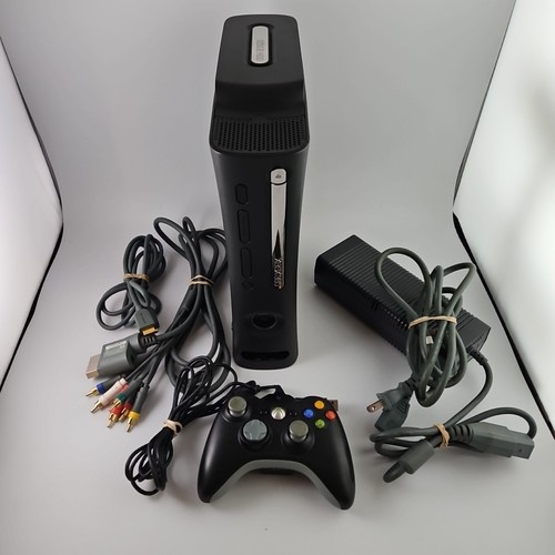Console ufficiale Microsoft Xbox 360 Elite 120GB e fili - Controller con batteria - Foto 13 di 16