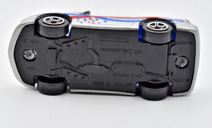 Matchbox Superfast #43 Chevy Chevrolet Camaro Z28 argento. Prodotto in... - Immagine 4 di 4