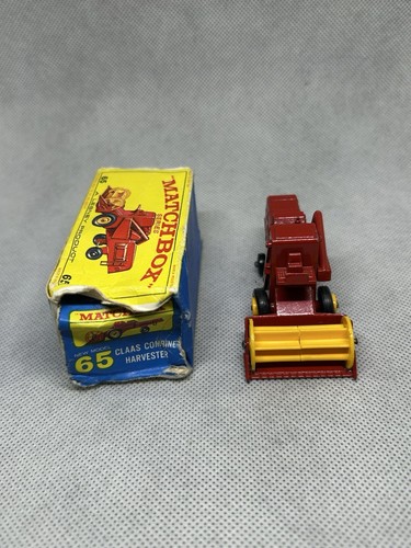 Lesney Matchbox No. 65 Combine Harvester With Box - Picture 8 of 12
