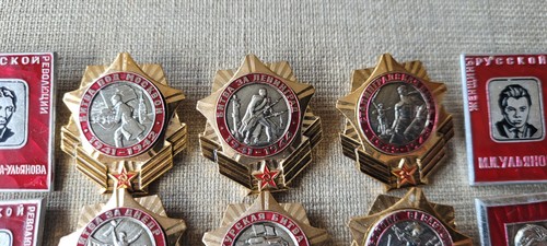 Revolutionaries World War II battles Military 15 USSR Soviet russian badges pins - Picture 2 of 11