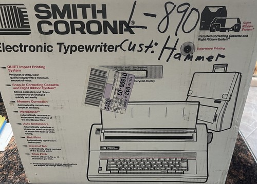 Máquina de escribir electrónica Smith Corona XL 1900 TOTALMENTE NUEVA SELLADA DE FÁBRICA DE COLECCIÓN AÑOS 80 - Imagen 2 de 4