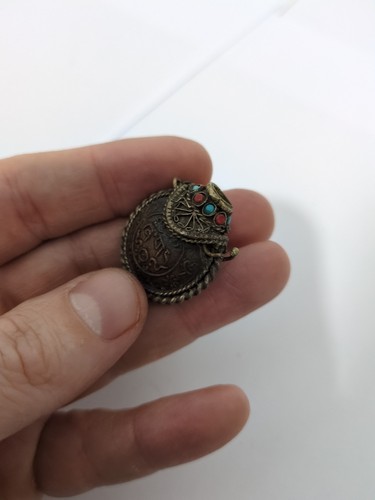 Antique Tibetan Nepal Handmade Silver Metal Small Parfume Snuff Bottle Pendants - Picture 5 of 5