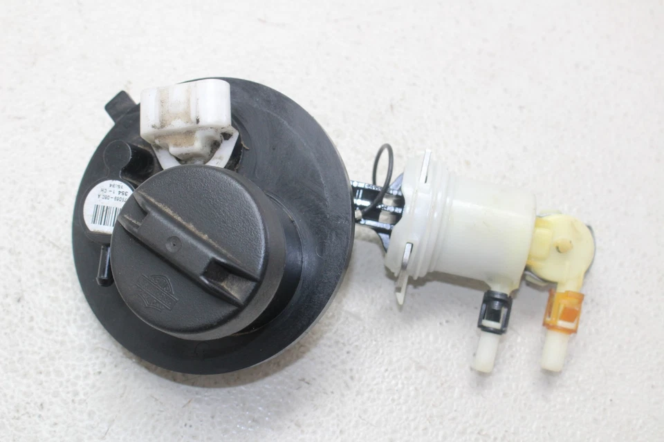 Harley-Davidson Street Glide FLHX 2008-2013 bomba de gasolina (probada) Foto 2 de 4