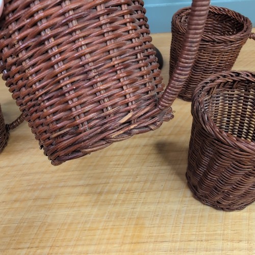 Vtg 4 Wicker Mugs & Wood Stand Rack Holder Rattan Boho Handle 3.75" Cottagecore - Picture 7 of 19