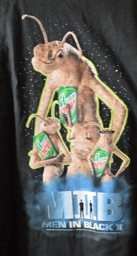 Mountain Dew "Men In Black" T-Shirt.  XL  Never Worn - Bild 4 von 4