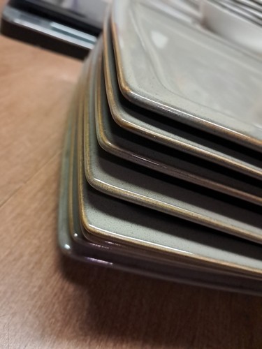 8 Crate & Barrel Forlife Square Salad Plates 9" Grey Gray Rustic Euc Bin 199 - Picture 11 of 12