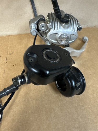 Genuine Harley-Davidson Front Brake Assembly, Narrow Glide, Complete, 45146-04 - Picture 10 of 15