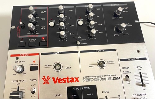 Vestax PMC-05PROSL VCA DJ Mixer - Picture 3 of 10