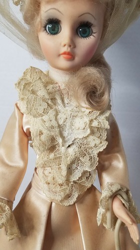 Boutique Porcelain Vintage Doll Champaign Color Dress w/Lace, Hat/Umbrella -READ - Picture 4 of 12