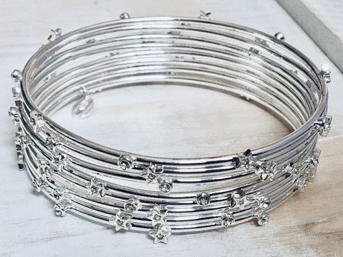 Juego de 8 pulseras brazalete apilables estrellas cristal celestial tono plata - Imagen 9 de 11