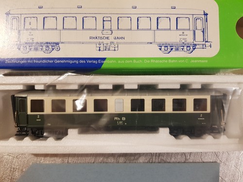 STL MODELS 2202-7 SCALA H0m 1/87 CAR. PASSEGGERI 2 CL. RhB B 2227 VERDE CREMA - Foto 3 di 15