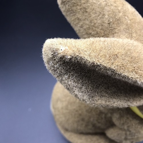 Vintage beflockter Hase Häschen Figur braun sitzend gelb Schleife Ostern Frühling 8 Zoll - Bild 4 von 8