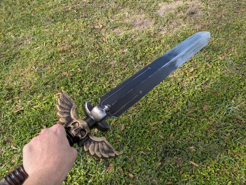 Polyurethane Foam Warhammer 40K Power Sword - Picture 5 of 9