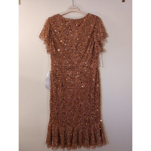 Robe midi neuve Mac Duggal taille 14 rose or rose manches volantes col V paillettes - Photo 5 sur 8
