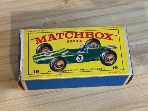 MATCHBOX/LESNEY n.19. AUTO DA CORSA LOTUS. SCATOLA ORIGINALE. MODELLO NON SUPERVELOCE - Foto 8 di 10