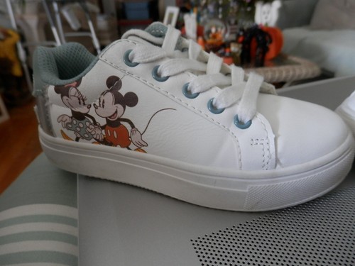 Disney Mickey and Minnie Mouse Toddlers Character white Sneakers Size 10 unisex - Picture 2 of 8