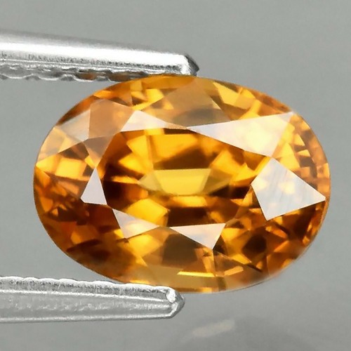1.59CT ZIRCON IMPERIAL ORANGE BRIGHT REFLECTIVE COLOR VS GEMSTONE (TANZANIA) - Picture 3 of 6