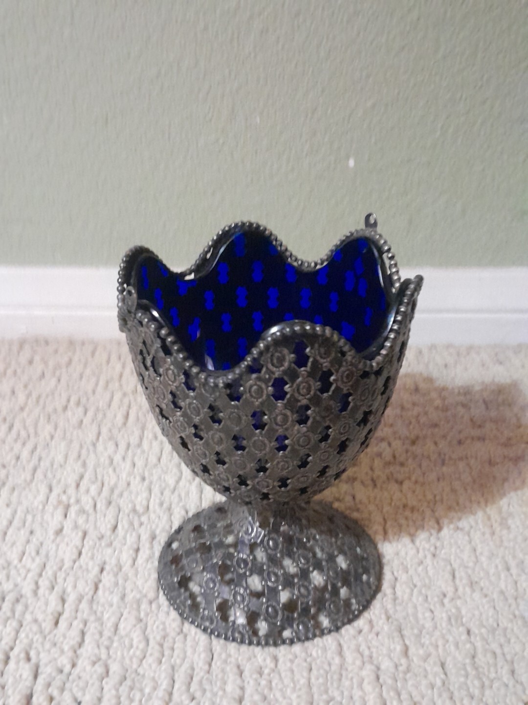 Picture 1 of 5
