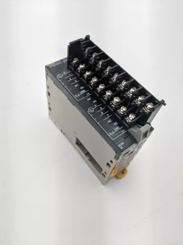 Omron Sysmac CJ1W-OD201 8 Point Relay Contact Output Unit New 